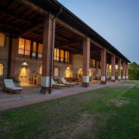 فندق Santellone Lifestyle 4*