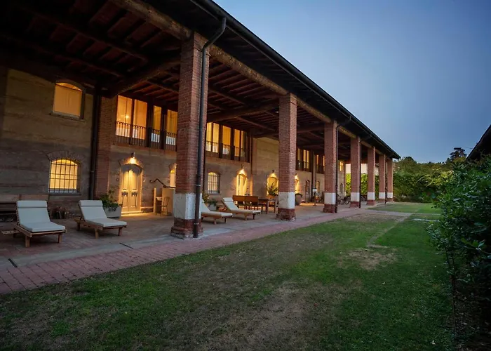 فندق Santellone Lifestyle 4*