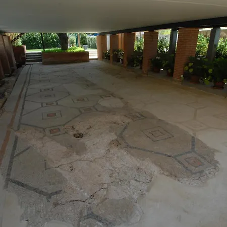 ホテル Santellone Lifestyle ブレシア